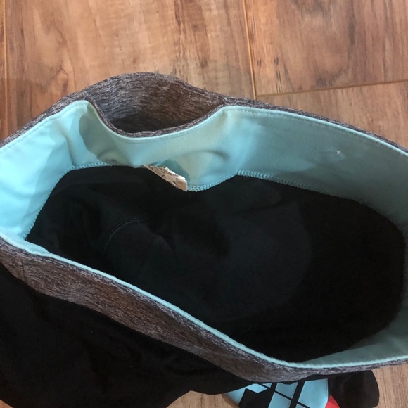 VS pink cropped leggings - Picture 4 of 4